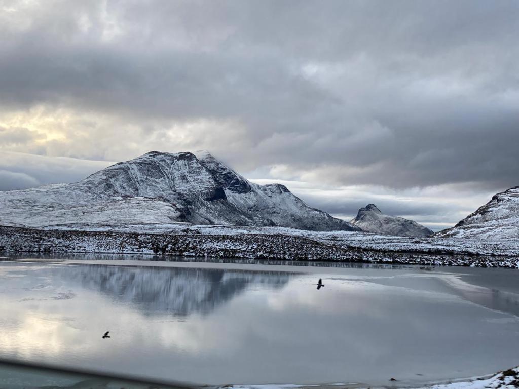 West Horizon Holiday Cottage Lochinver Exteriör bild